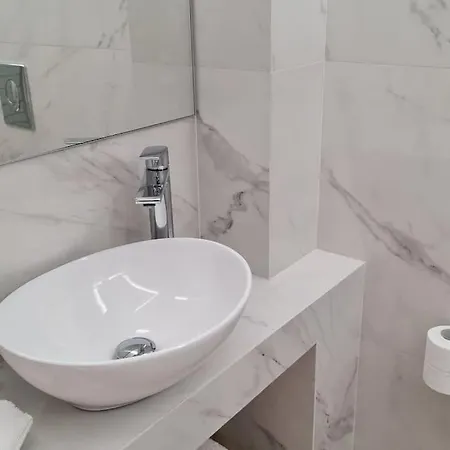 Luxury In The Heart Of The Lägenhet